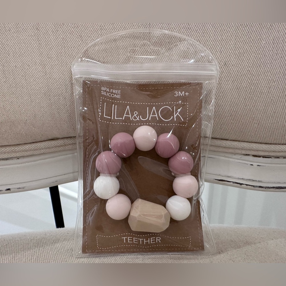 🤍 NWT Lila & Jack Baby Teething Toy Pink and White Wood & Silicone Teether